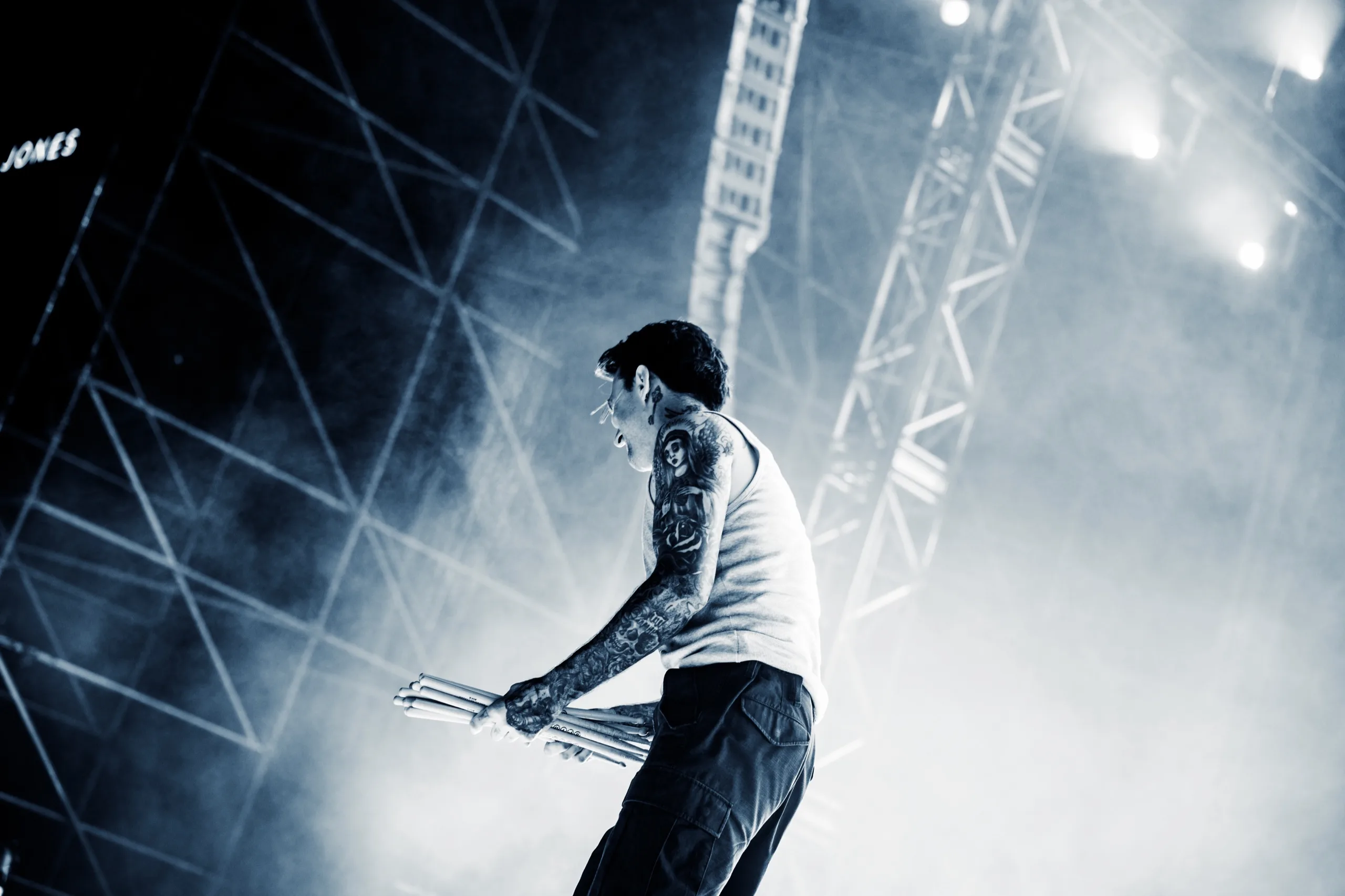BMTH FERRARA // 25